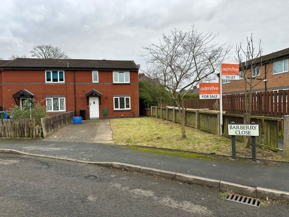 Altrincham WA14 (2)