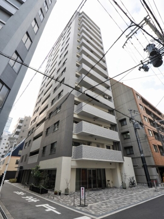 [osaka•core central area property] excellent location, first class rental and self occupation (1)