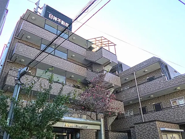 2apartment for sale in shibuya, tokyo, suitable for personal use or investment
