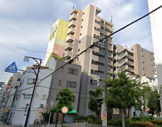 Apartment for sale with a lease contract, located just 3 minutes from osaka station