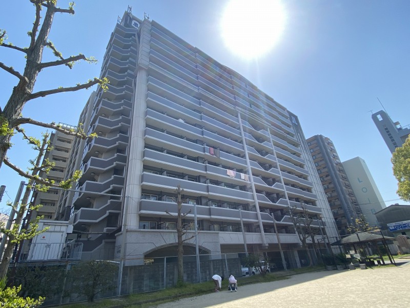 Apartment for sale with tenancy agreement near ohori park station in fukuoka, yielding a net return of 5.28% (4)