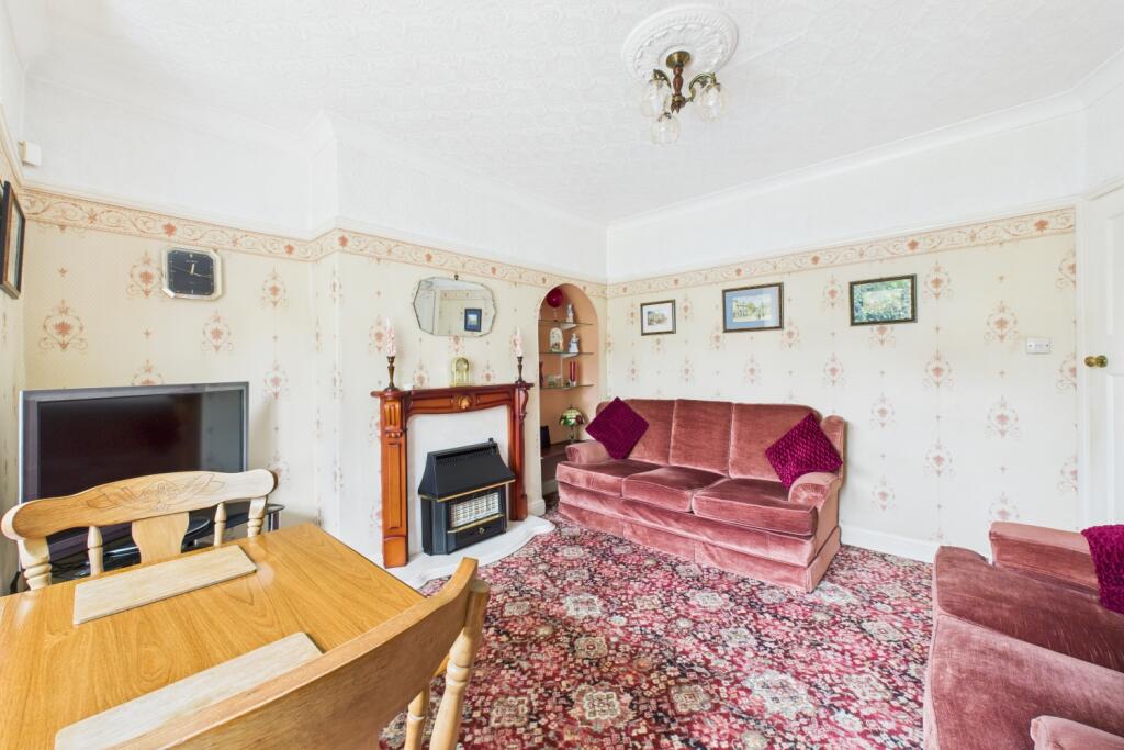 Sheffield s8 two bedroom semi detached house (17)