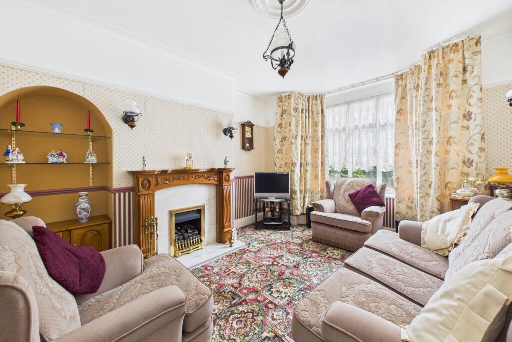 Sheffield s8 two bedroom semi detached house (3)