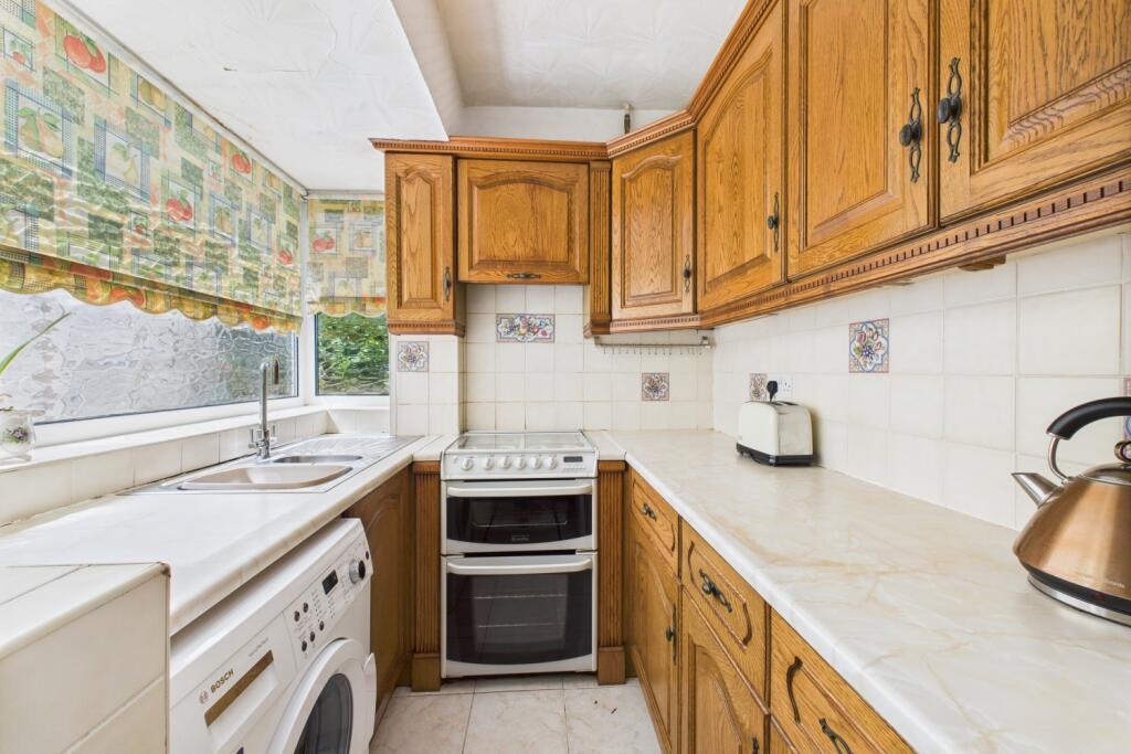Sheffield s8 two bedroom semi detached house (7)