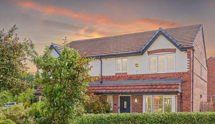 St. helens three bedroom semi detached house for sale with renovations (11)