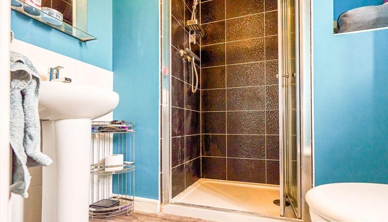 St. helens three bedroom semi detached house for sale with renovations (7)