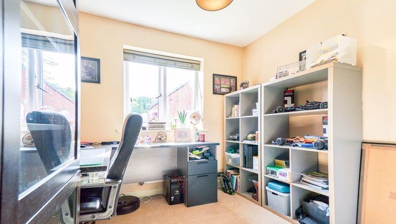 St. helens three bedroom semi detached house for sale with renovations (8)