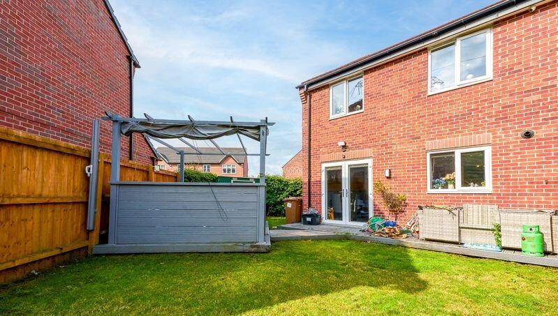 St. helens three bedroom semi detached house for sale with renovations (9)