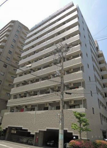 Apartment with existing lease for sale in front of namba station, osaka (1)
