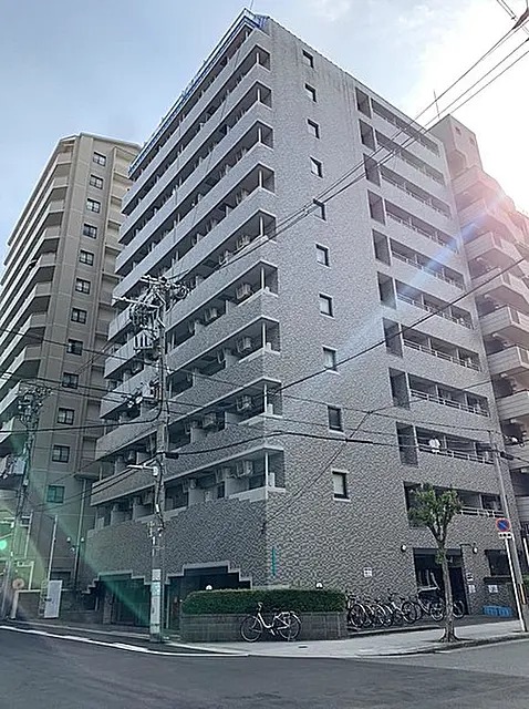 Apartment with existing lease for sale in front of namba station, osaka (3)