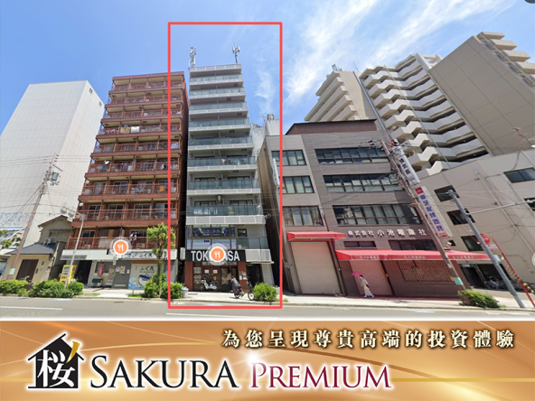 Osaka, a rare streetfront property, 1 minute from the station