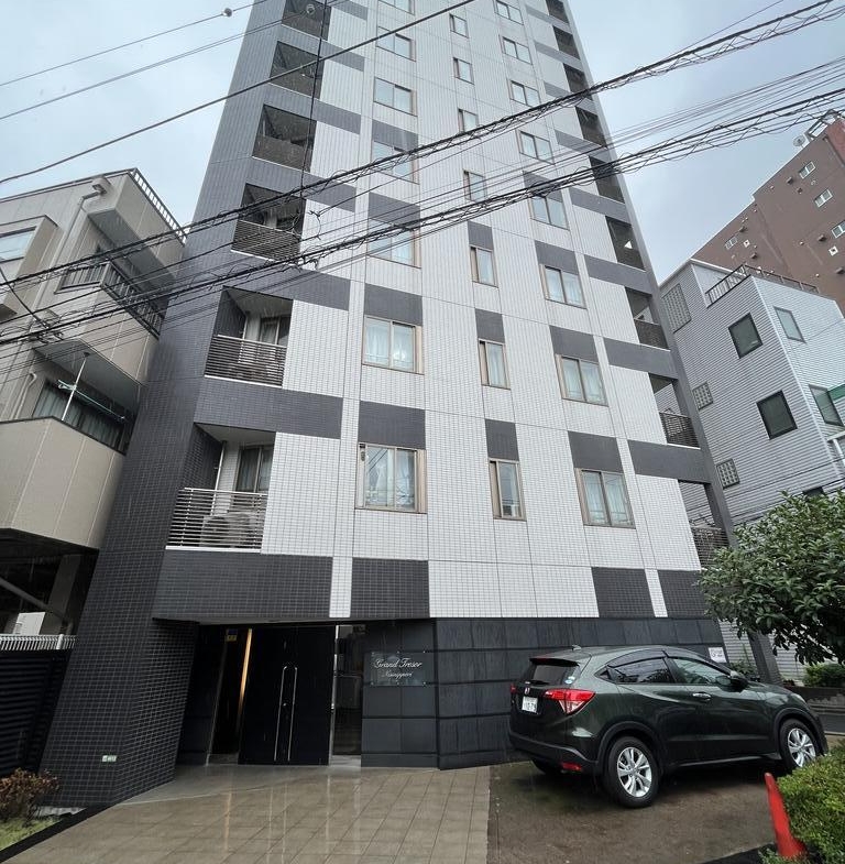 Property for sale with lease contract on the central jr yamanote line in tokyo (2)