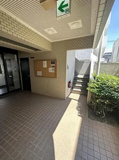 Apartment with rental contract for sale in fukuoka central district (7)