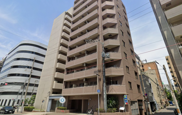 Apartment with rental contract for sale, 3 minutes from nishi nagahori station in osaka (1)