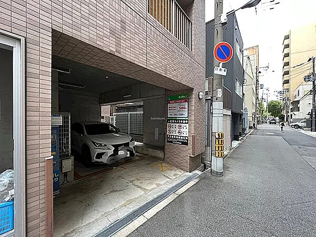 Apartment with rental contract for sale, 3 minutes from nishi nagahori station in osaka (2)