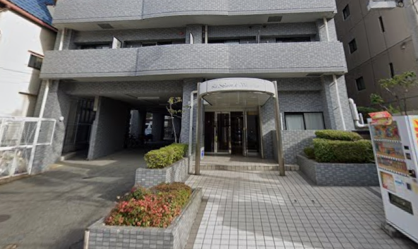 Residential area apartment with rental contract for sale near ohori park in fukuoka (1)