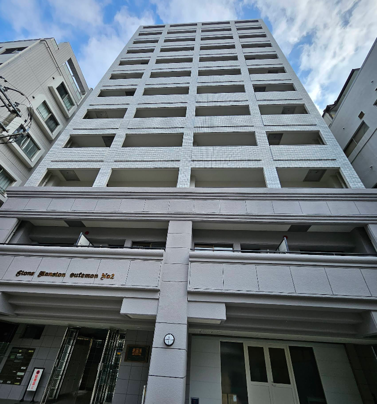 Investment Rental Apartment 3 Minutes from Fukuoka Central District Station (1)