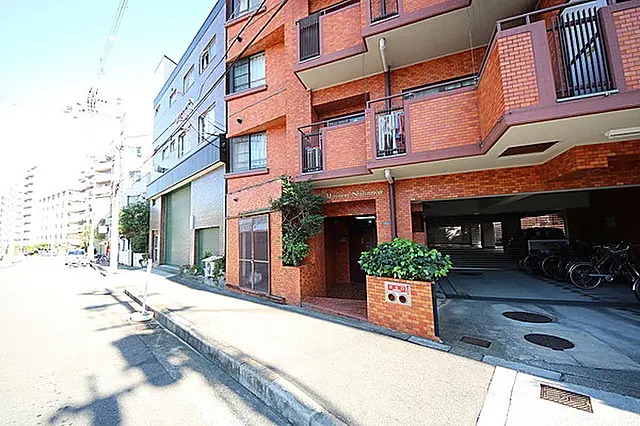 Two Bedroom Apartment with Rental Contract for Sale, 10 Minutes from Tennoji Station, Osaka (1)