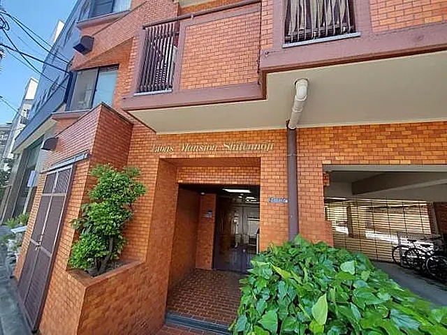 Two Bedroom Apartment with Rental Contract for Sale, 10 Minutes from Tennoji Station, Osaka (4)