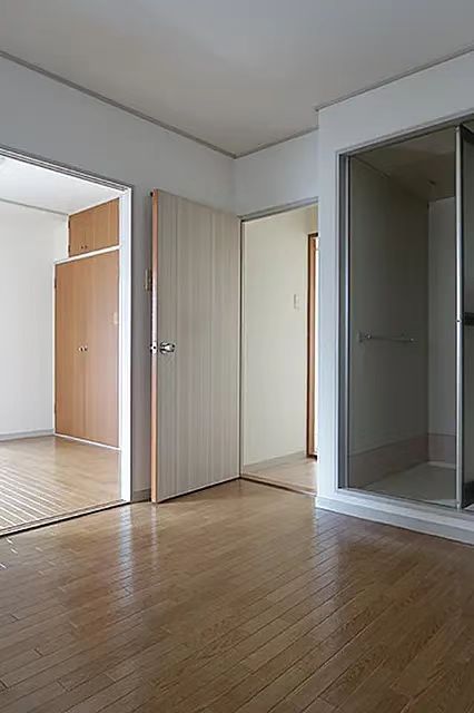 Whole Building Residential Property with Ground Floor Shop in Edogawa Ward, Tokyo (8)