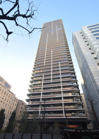 A two bedroom tower apartment in the heart of Osaka (2)