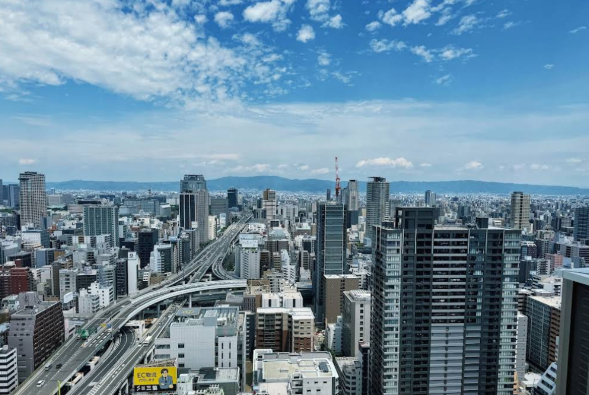 A two bedroom tower apartment in the heart of Osaka (4)