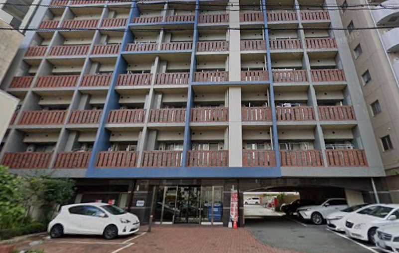 An apartment in the core of Tenjin, Fukuoka, with a lease contract available for sale (1)