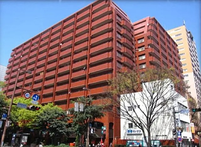 Fukuoka Central District Apartment with 5% Net Return for Sale (2)