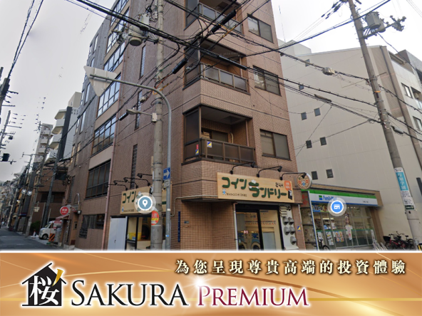 Osaka Nipponbashi Tourist Hotspot Guesthouse Building