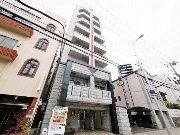 Apartment in Osaka Tennoji Built in 2008 with Rental Contract for Sale (1)