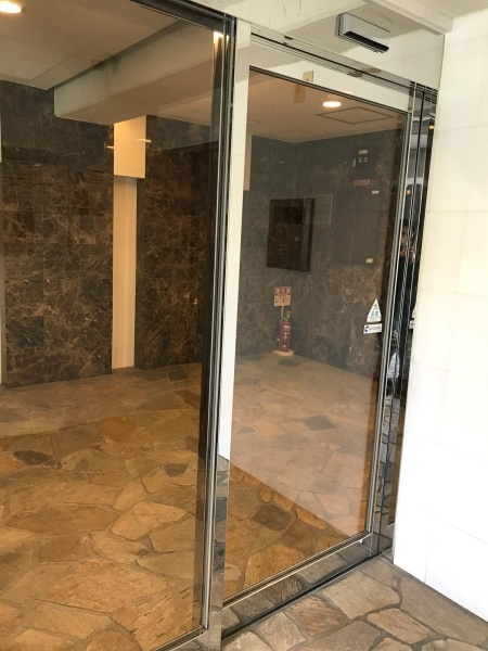 Apartment in Osaka Tennoji Built in 2008 with Rental Contract for Sale (5)