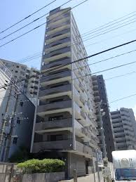 Apartment with Large Balcony in Fukuoka Central District with Rental Contract for Sale (1)