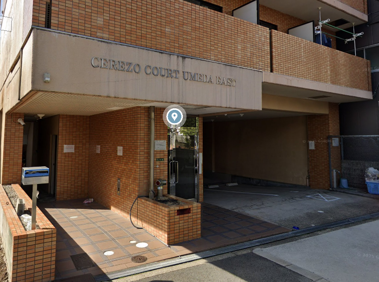 Apartment for Sale with Rental Contract in Front of Temma bashi suji Rokuchome Station (2)