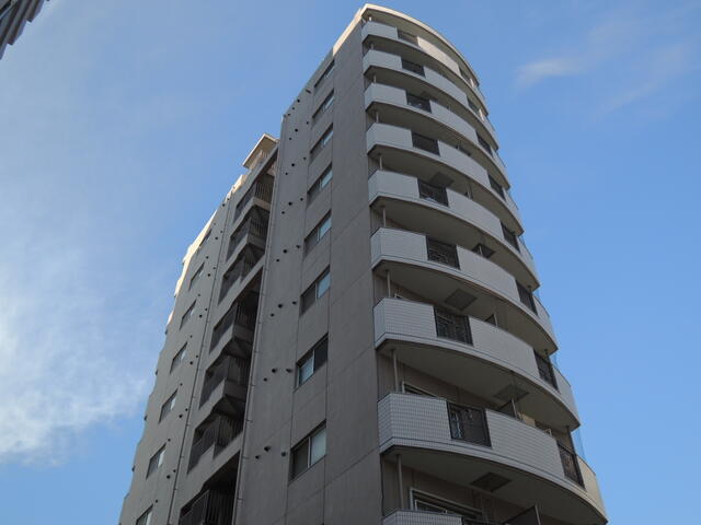 Investment Apartment in Fukuoka with High Returns (2)