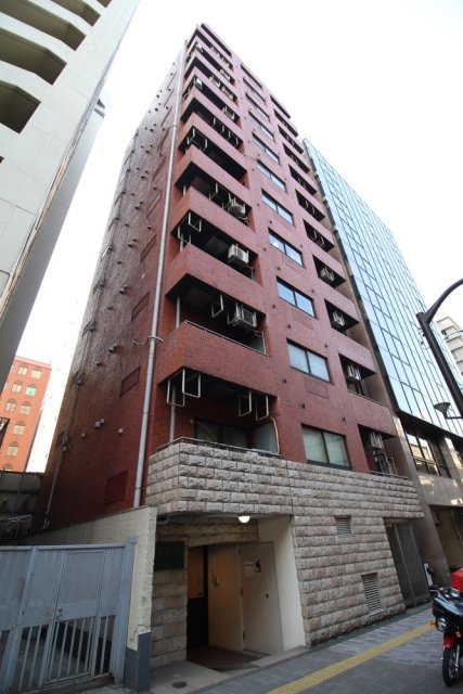Investment Property in Popular Ikebukuro District, Toshima City (1)