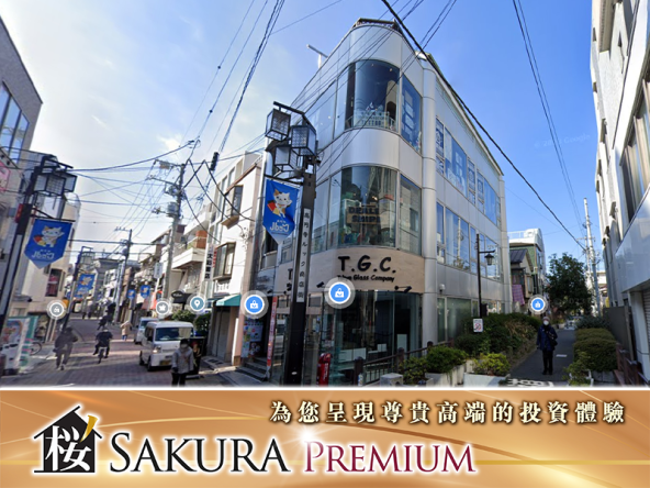 The entire shop building in Koenji Shopping Street