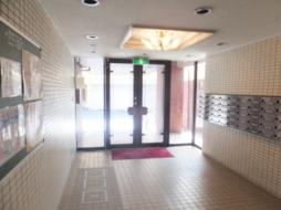 3 Minute Walk to Tenjimbashisuji Rokuchome Station Apartment for Sale with Tenancy (3)