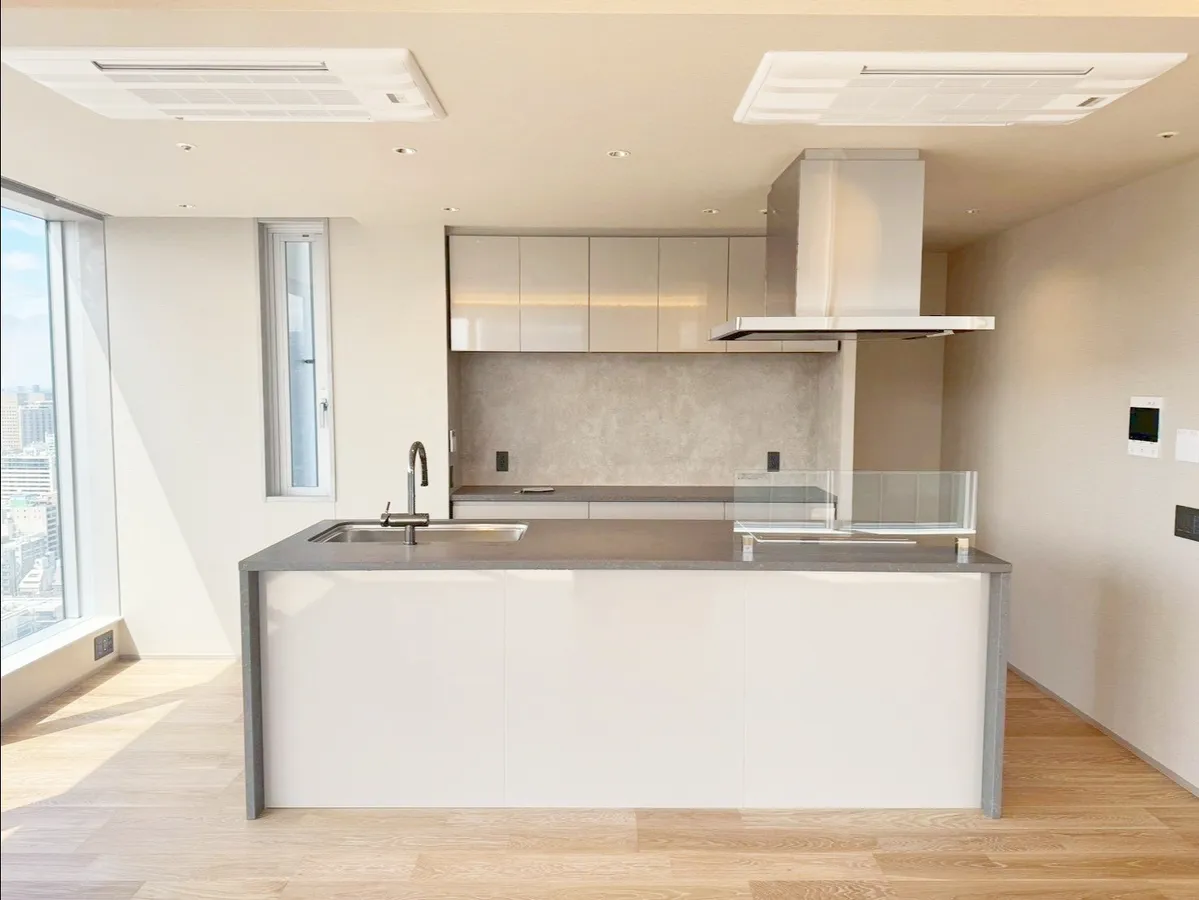 382176360 pcViewLargerHeight