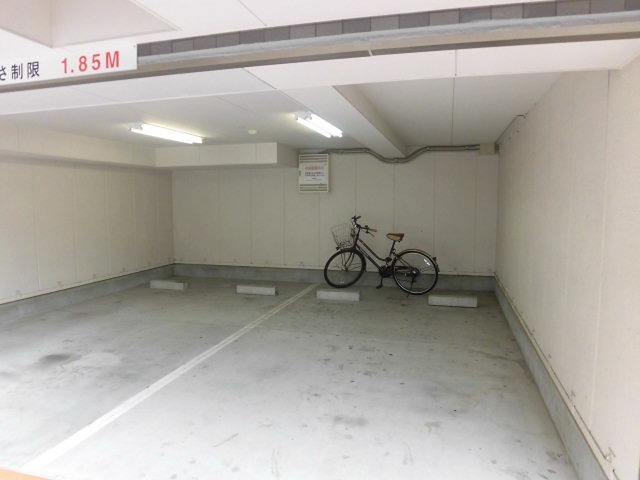 4182676