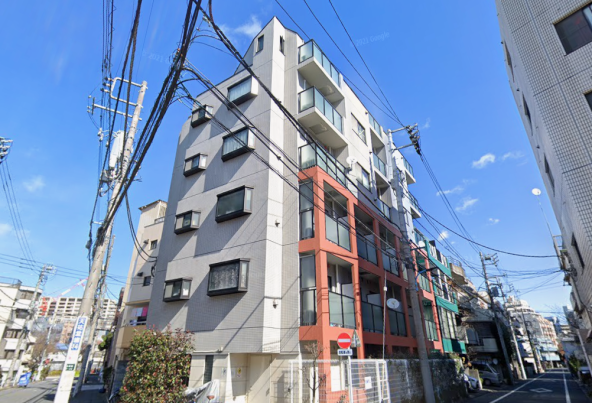 Apartment with lease contract for sale in Shinjuku, Tokyo (1)
