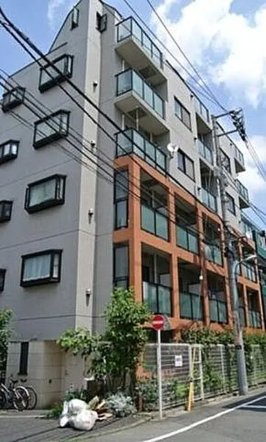 Apartment with lease contract for sale in Shinjuku, Tokyo (1)