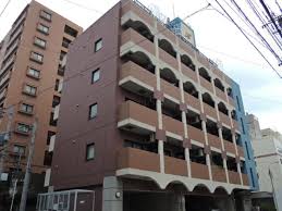 Fukuoka Entry Level Investment Pick Apartment near Hakata Station with Rental Contract for Sale (1)