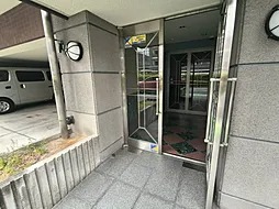 Fukuoka Entry Level Investment Pick Apartment near Hakata Station with Rental Contract for Sale (4)