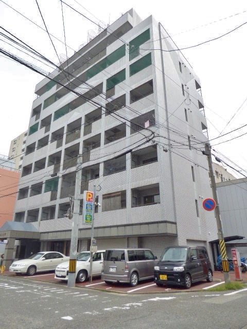 Fukuoka Hakata District Rental Apartment with Actual Yield of 5% (1)