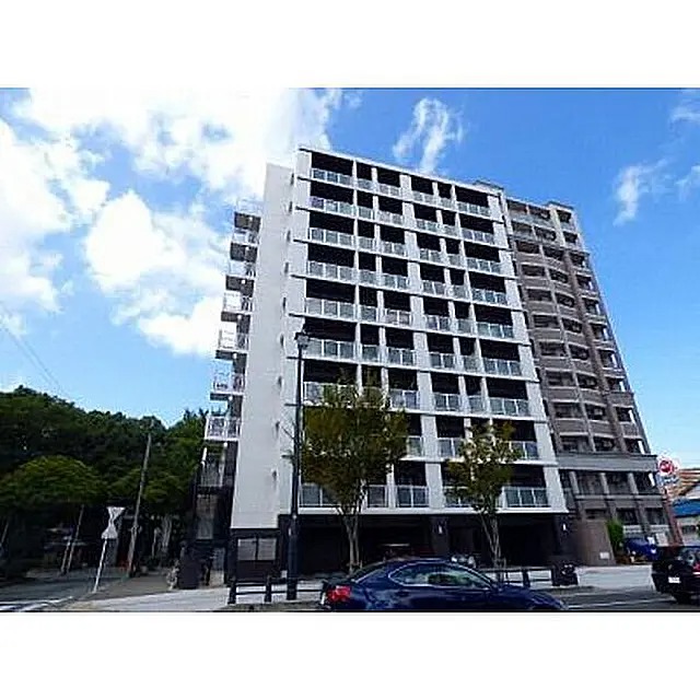 Fukuoka Rental Investment Selection Apartment with Lease Contract for Sale, 8 Minutes from Station Since 2010 (2)