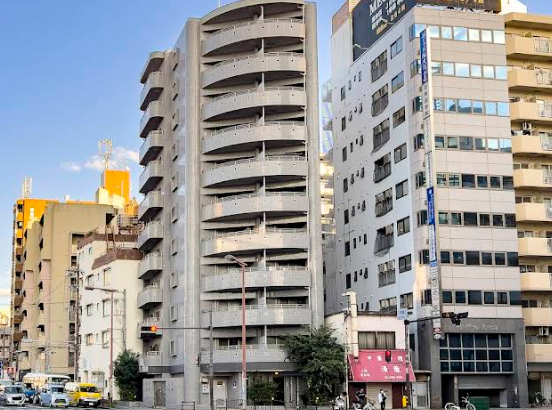 Large 1DK Unit with Lease Agreement for Sale in the Northern District of Osaka Post 2000 (1)