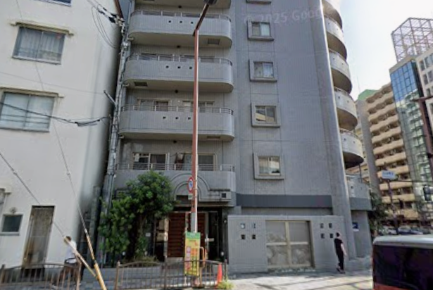 Large 1DK Unit with Lease Agreement for Sale in the Northern District of Osaka Post 2000 (2)