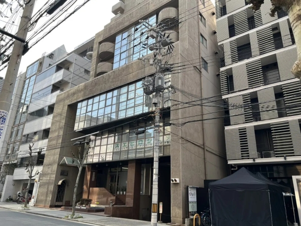 Office for Sublease near Sakaisuji Honmachi Station in Chuo Ward, Osaka (1)