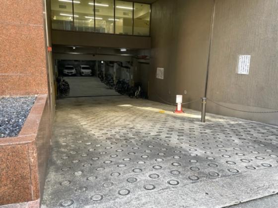 Office for Sublease near Sakaisuji Honmachi Station in Chuo Ward, Osaka (2)