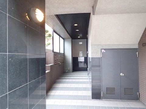 Apartment in Hakata Station Front Area for Sale (1)